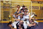 Vítězem ročníku 2009/10 krajského futsalového přeboru se po právu stali futsalisté Titaniku Chodov, kteří i napodruhé pokořili mužstvo z Poříčí.