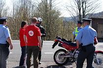 V Nejdku se konala společná preventivní akce policistů a Českého červeného kříže.