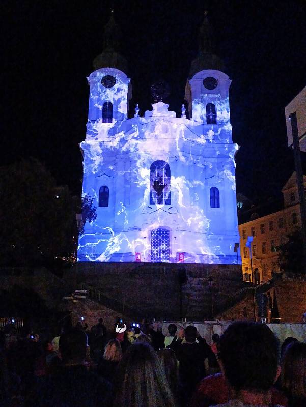 Festival světel v centru Karlových Varů.