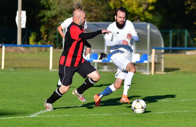 Porážku 1:5 si připsal o víkendu na konto Sadov, který na stadionu ve Staré Roli podlehl 1:5 Stanovicím.