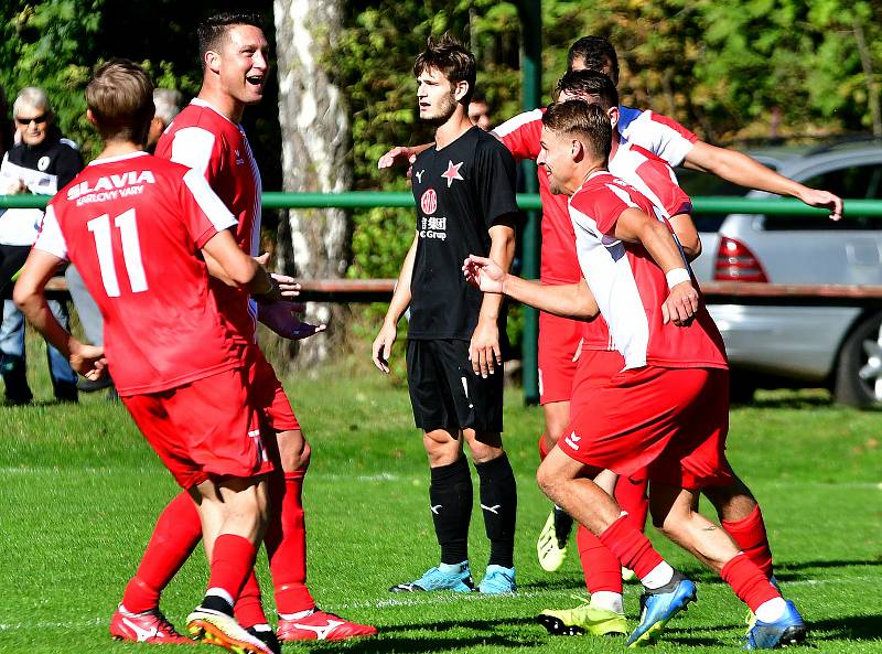 Karlovarská Slavia V šesti odehraných duelech před pozastavením soutěže totiž dosáhla na jedenáct bodů, za což byla odměněna devátou příčkou, která ji nakonec zůstala.