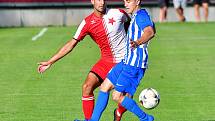 Karlovarská Slavia sice vedla v derby nad Ostrovem již 2:0, přesto nakonec uhrála pouze nerozhodný výsledek 2:2.