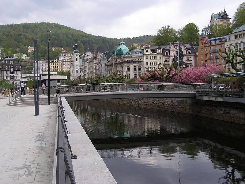 Karlovy Vary - obnova Divadelní lávky