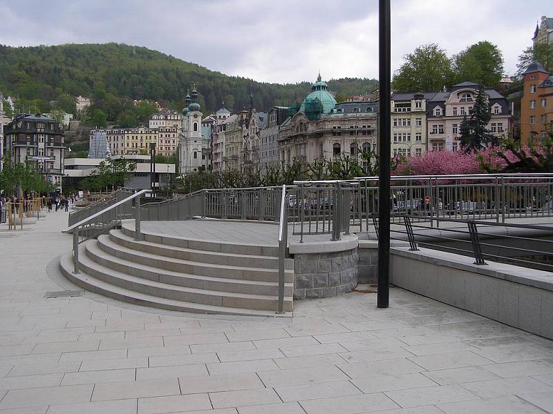 Karlovy Vary - obnova Divadelní lávky