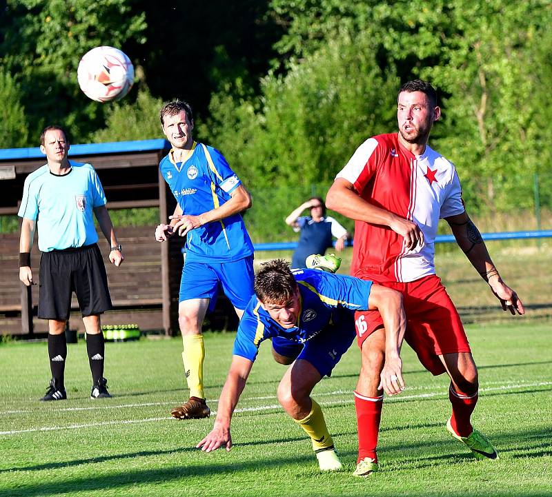 Karlovarská Slavia remizovala 2:2 s mariánskolázeňskou Viktorií.