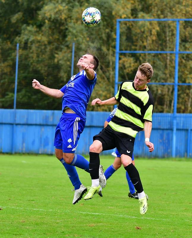 Čtvrtou výhru si připsali v krajském přeboru na účet fotbalisté Nejdku, kteří porazili Lomnici vysoko 8:1.