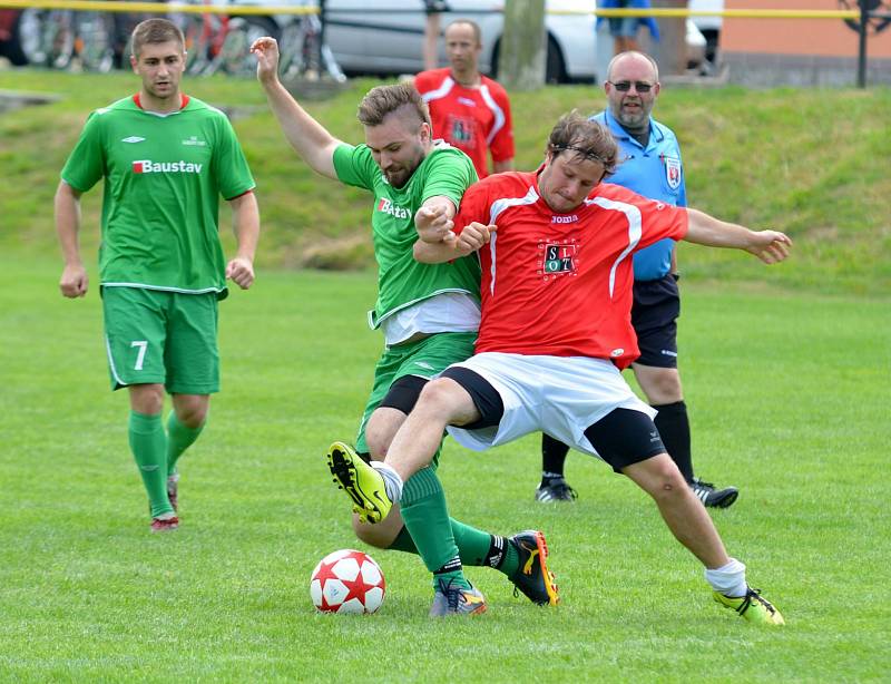 Rezerva karlovarského 1.FC urvala zlatý triumf na turnaji v Božičanech.