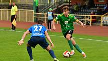 Fotbalisté Sokolova museli skousnout porážku 0:1 od Domažlic, kterou Chodům zařídil parádní trefou Jan zajíček.