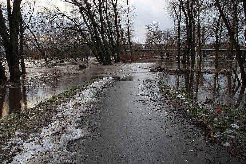 Lednová povodeň v Karlových Varech fotoaparátem Marty Čížkové