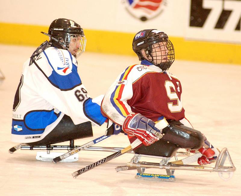 Semifinále: SKV Sharks K. Vary - HC Sparta Praha 6:0