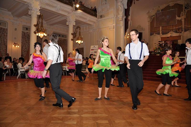 Devětadvacátý maturitní ples SOŠ Dalovice v Grandhotelu Pupp.