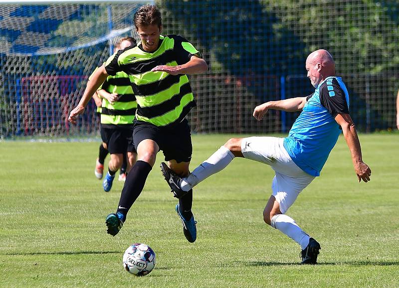 První místo si připsala na novorolském letním turnaji hroznětínská Olympie, která dosáhla v přípravě na zlatý turnajový hattrick.