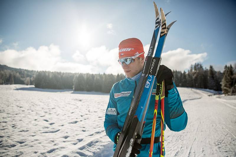 CENNÝ BRONZ. Bauer Ski Teamu to na Kaiser Maximilian Laufu cinklo, když bronz urval Ilja Černousov.