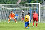 Karlovarská Slavia zakončila anglický týden na půdě Benešova prohrou 1:2.