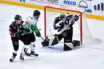 Hubenou, ale o to cennější výhru si připsali na účet hokejisté karlovarské Energie, kteří v Mladé Boleslavi vyhráli 1:0. 