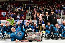 Para hokejisté SKV Sharks Karlovy Vary uhájili para hokejový trůn. V KV Aréně obstál nejlepší tým základní části i ve druhé finálové bitvě, ve které slavil výhru 6:3 nad Zlínem.