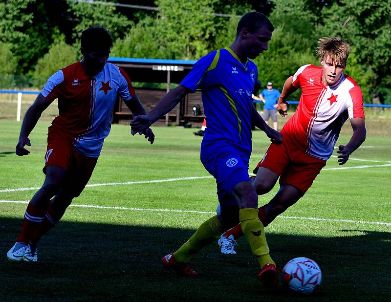 Karlovarská Slavia remizovala 2:2 s mariánskolázeňskou Viktorií.