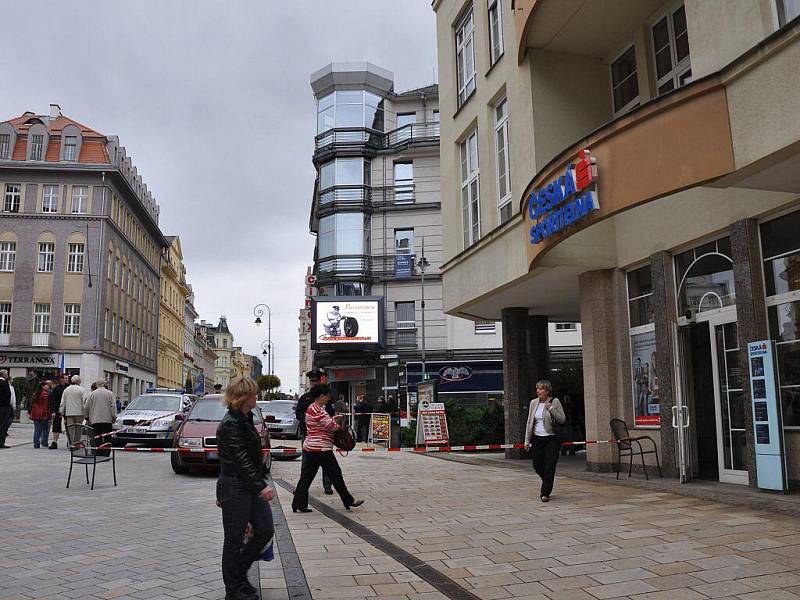 Na třídě T.G.Masaryka v Karlových Varech došlo v pondělí 19. září k loupežnému přepadení