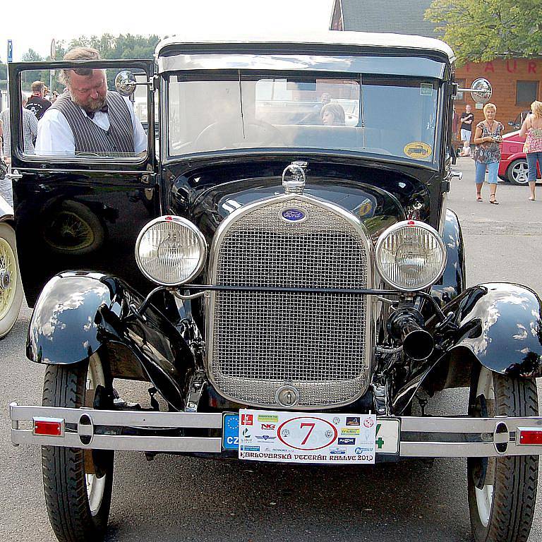 Jubilejní desátý ročník Karlovarské Veteran Rallye 2010.