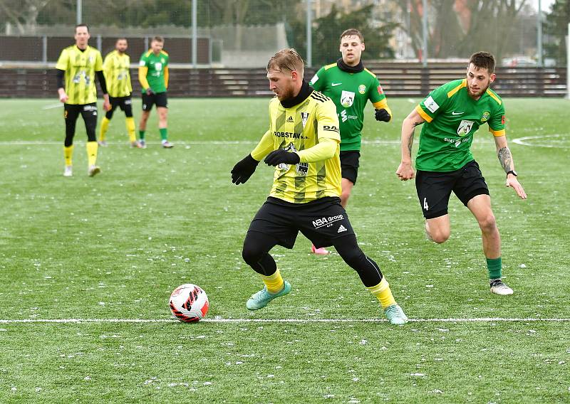 FK Baník Sokolov - TJ Robstav Přeštice 0:3 (0:0).