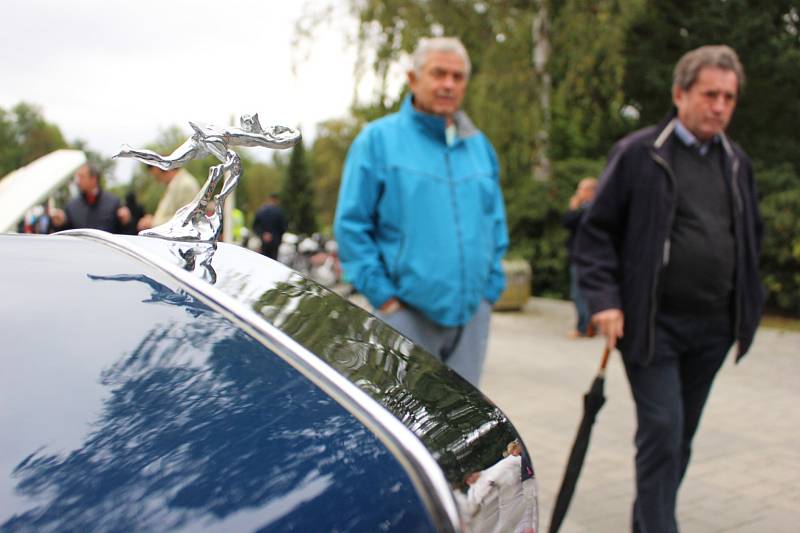 Historia Motor Club Františkovy Lázně pořádal v sobotu 1. září už 8. ročník Veteran Rallye Františkovy Lázně.