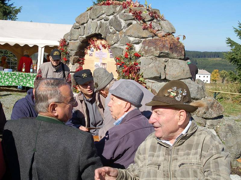 Svatováclavské česko-německé setkání u bývalé osady Ryžovna v Krušných horách.