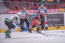 Utkání 45. kola hokejové Tipsport extraligy Energie Karlovy Vary - Mountfield HK 1:4