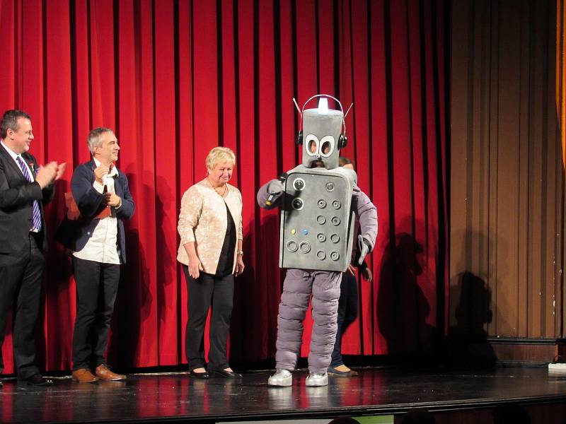 49. ročník Dětského filmového a televizního festivalu Oty Hofmana je letos plná robotů.