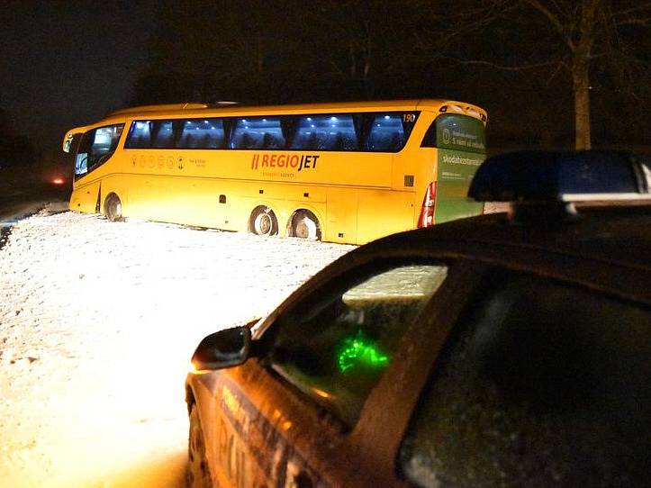 Místo nehody autobusu.