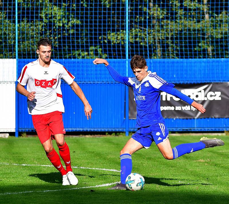 Třetí domácí výhru si připsal na svůj účet nejdecký FK, který si poradil s týmem Toužimi v poměru 8:1.