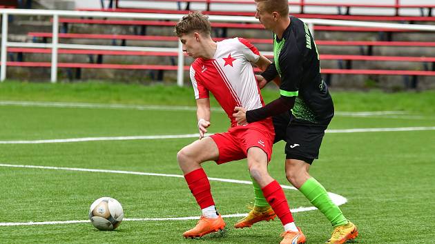 Slavia Karlovy Vary B - Vintířov 4:2 (2:2).