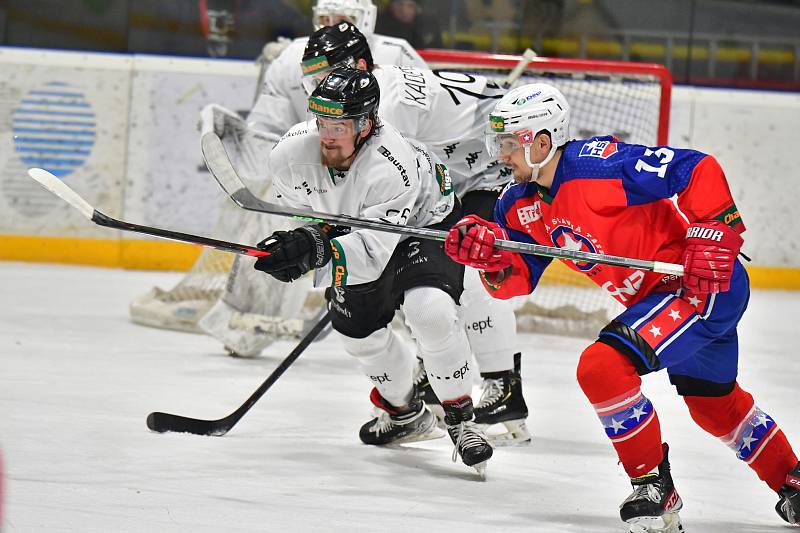 HC Baník Sokolov – SK Horácká Slavia Třebíč 3:0 (2:0, 0:0, 1:0).