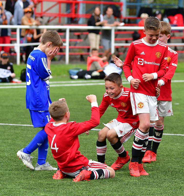 Memoriál Jiřího Feureisla přetavily v triumf naděje Manchesteru United.