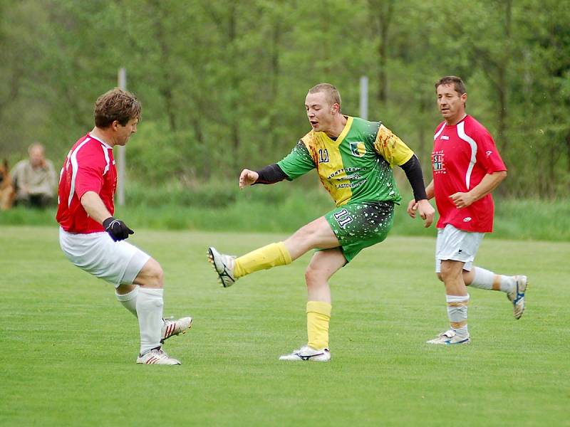 Okresní přebor: Dalovice naložily Kolové sedmičku.