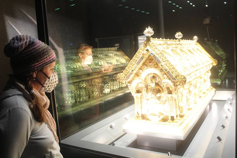 Nová expozice Relikviáře sv. Maura je v Bečově nad Teplou otevřena od pátku.