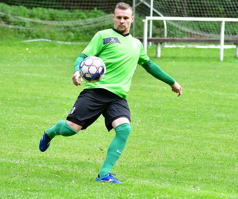 Fotbalisté Kraslic uspěli v souboji s Merklínem, když slavili výhru 6:2.