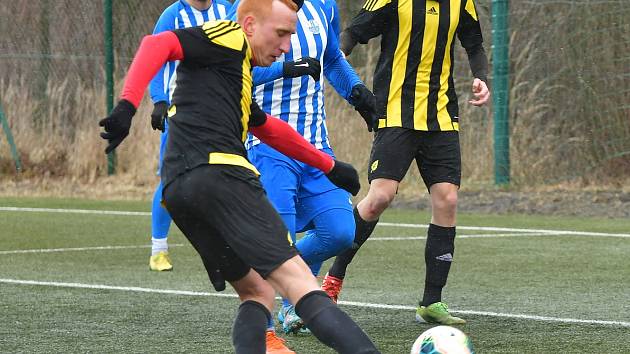 FK Ostrov - FK Olympie Březová 2:2 (2:1).