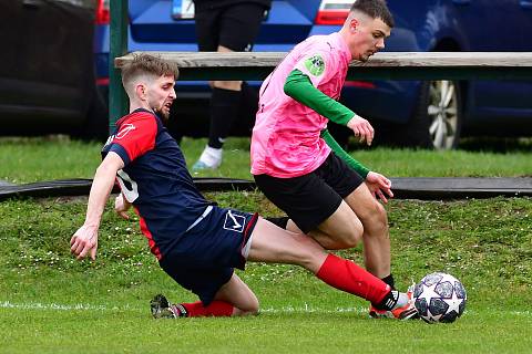 TJ Karlovy Vary-Dvory B – TJ Sokol Útvina 3:3 (2:0).