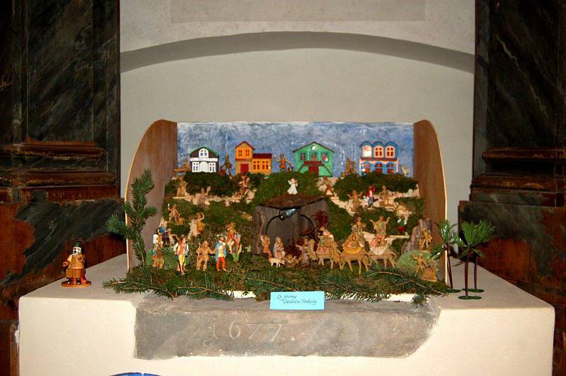 Výstava betlému v klášterním kostele Zvěstování Panny Marie v Ostrově