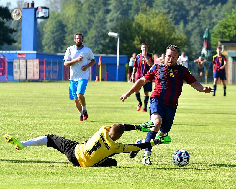 První místo si připsala na novorolském letním turnaji hroznětínská Olympie, která dosáhla v přípravě na zlatý turnajový hattrick.