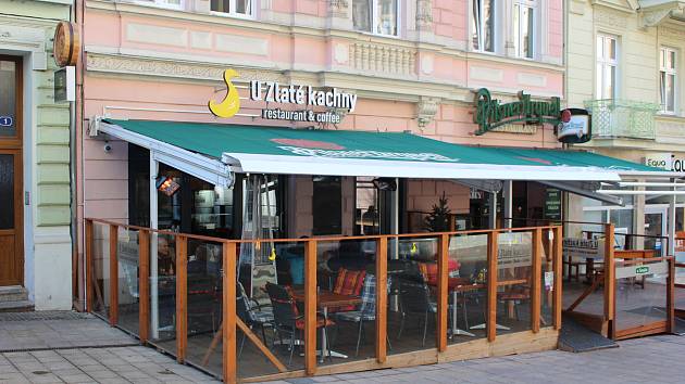 Restaurace U Zlaté kachny v Karlových Varech.