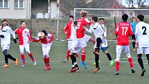 Třetí díl projektu Fotbalové turnaje bez hranic starších žáků byl kořistí FC Slavia Karlovy Vary.