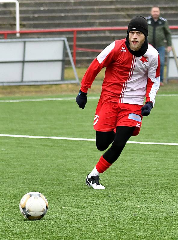 Bez fotbalu. Na individuální tréninky si museli během několika dní zvyknout fotbalisté napříč Karlovarským krajem.