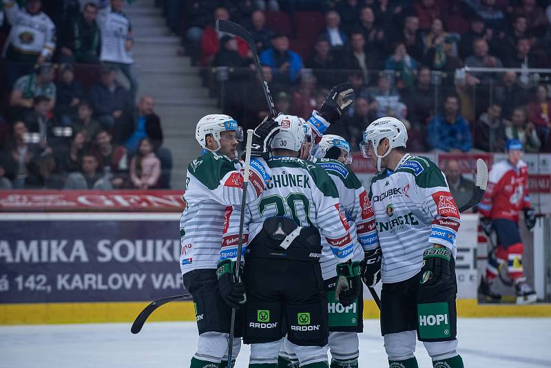 15. kolo hokejové Tipsport extraligy: Energie Karlovy Vary - Dynamo Pardubice 8:0