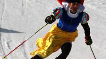 V sobotu na sjezdovce v Potůčkách dováděli lyžaři v kostýmech.