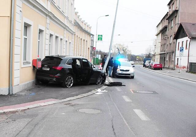 Dopravní nehoda v Západní ulici.