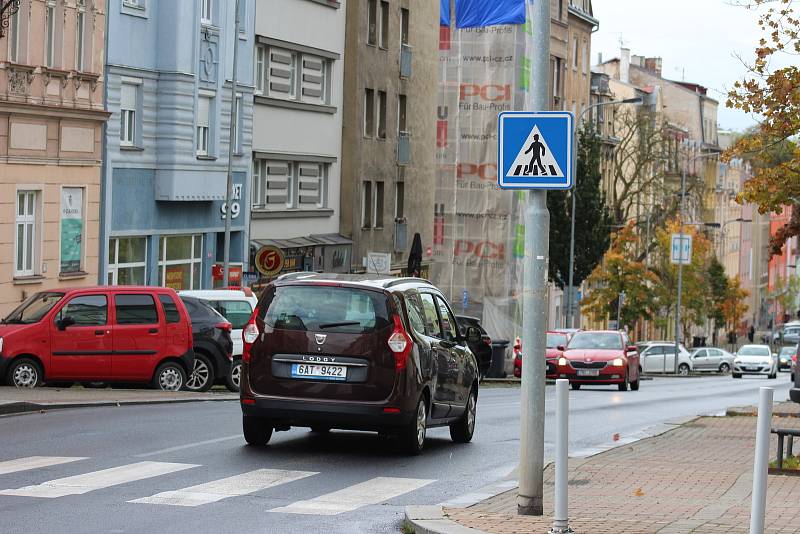 Tabulku míst, kde se necítí lidi bezpečně, vede už několik let Sokolovská ulice.