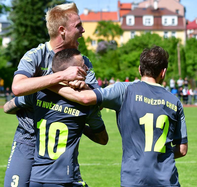 Chebská Hvězda porazila v derby v rámci Fortuna divize A Mariánské Lázně 3:1.