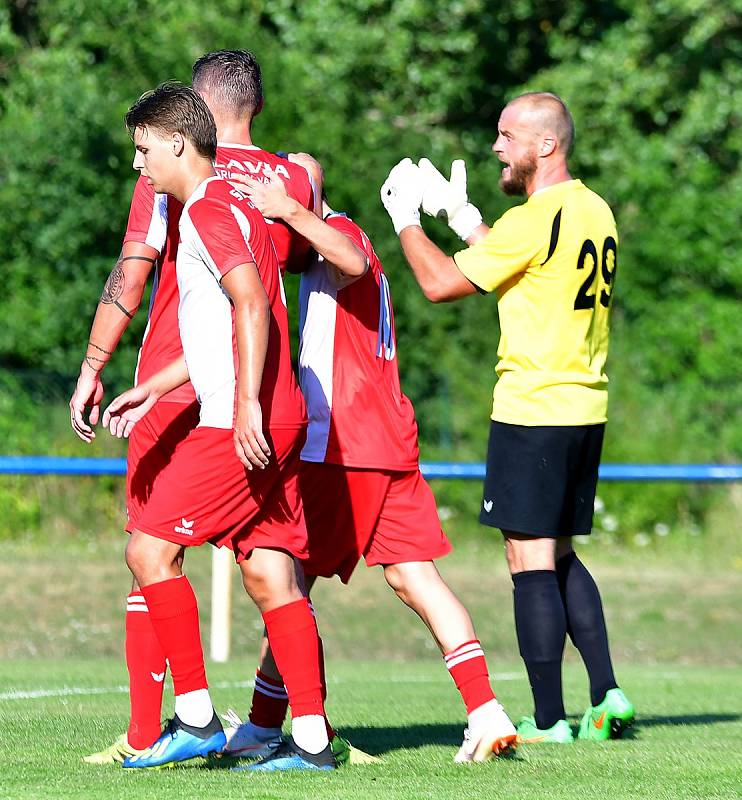 Karlovarská Slavia remizovala 2:2 s mariánskolázeňskou Viktorií.