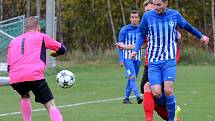 O další gólový rekord se postarali o víkendu fotbalisté FK Ostrov (v modrém), když výběr Citic (v červeném) porazili vysoko 14:0!